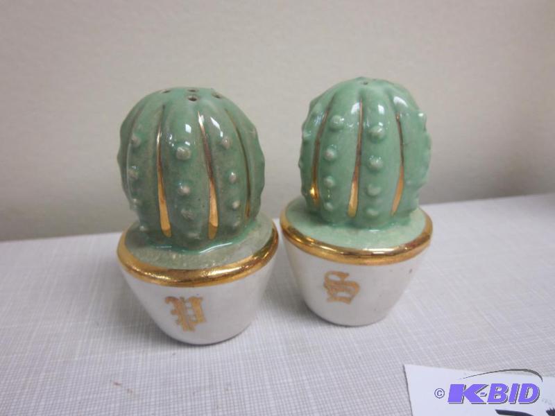 lot 72 image: Pair of ceramic cactus salt and pepper shaker...