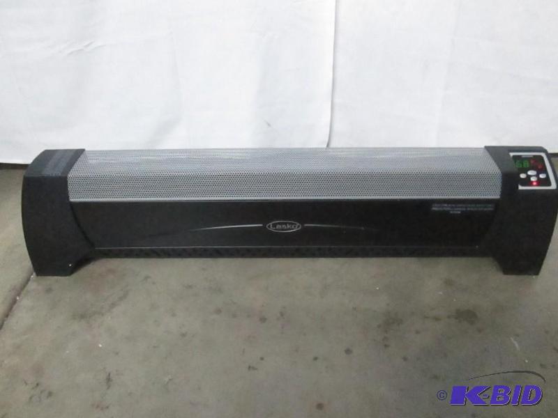 lot 19 image: Lasko 1500 Watt Silent Room Heater