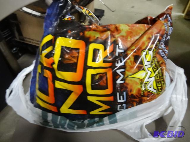 New approx 20 pounds total of EC grow brand i...