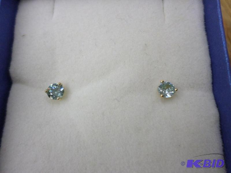 .50ct tw 14kt yellow gold Blue Zircon earring...
