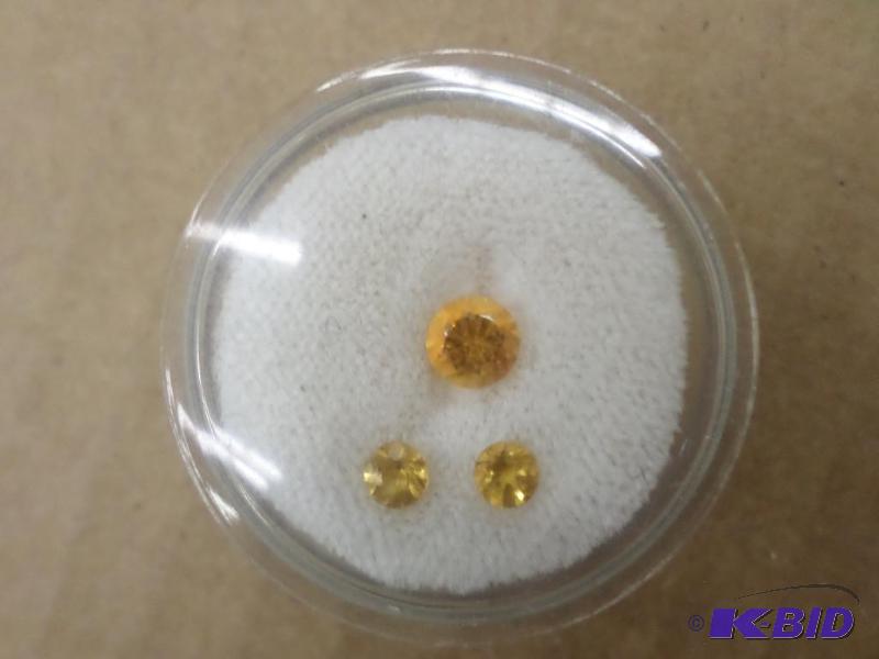 loose round Citrines .85ct...