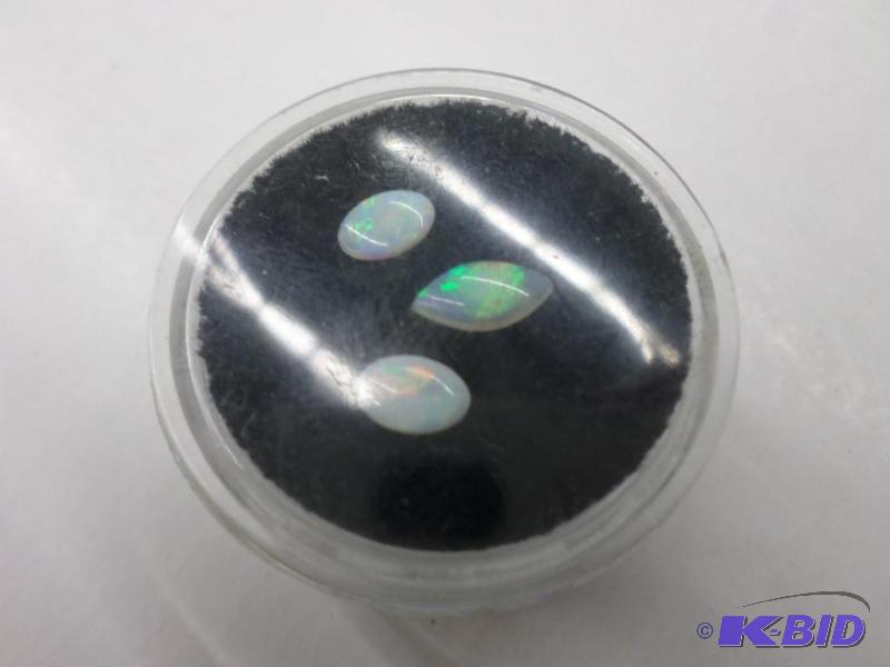 loose mixed Opals .63ct...