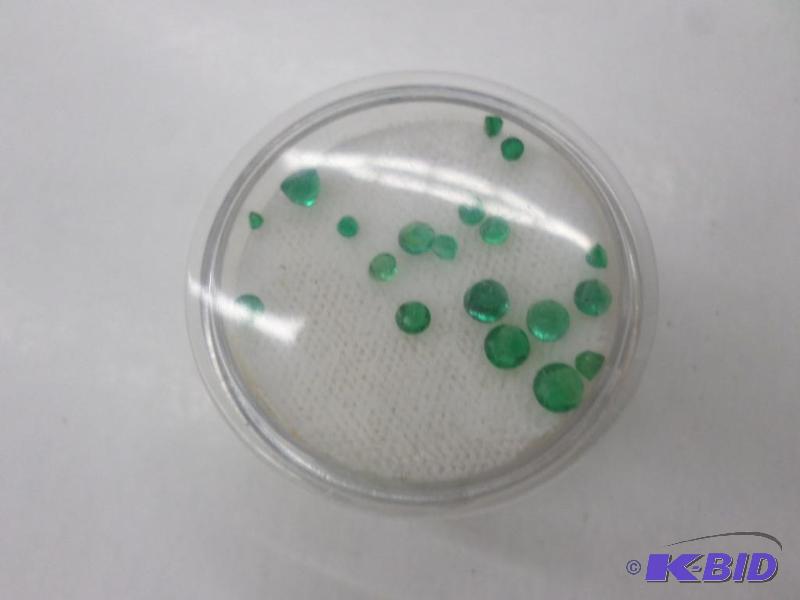 loose round Emeralds 1.10ct...