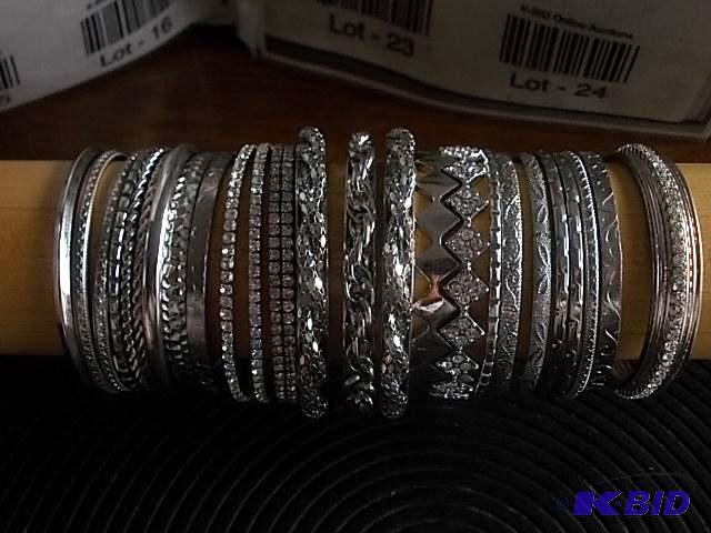 Lot Of Fancy Silver Tone Bangle Bracelets...