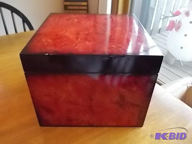 Decorative Wood Looking Box With Lid 10x10x8 ...