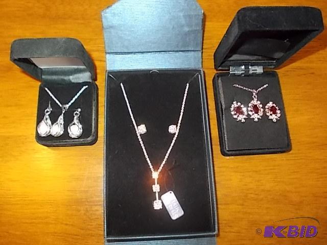 3-Gift Boxed Necklace &amp Pierced Earring S...