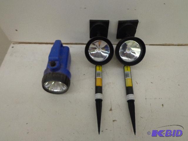 lot 105 image: Flashlights   2 Solar Westing House Lights  R...