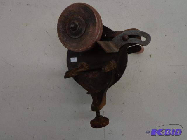 lot 106 image: Table Mounted Hand Grinder   Adjustable Grind...