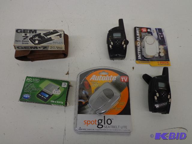 lot 125 image: Digital ScalesWalkie Talkies and More   Twin...