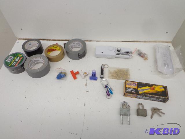 lot 147 image: Miscellaneous Tools   Small Hand Sewing Machi...