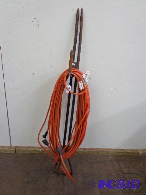 lot 30 image: Extension CordSpool   Approximately a 100 C...