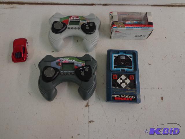 lot 87 image: Hand Held Video Games   Mattel Electric Hocke...