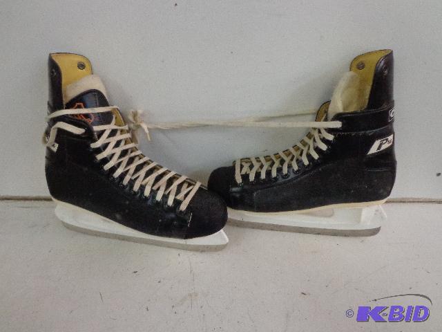 lot 92 image: Hockey Skates   CCM Pro   Size 10  Good ...