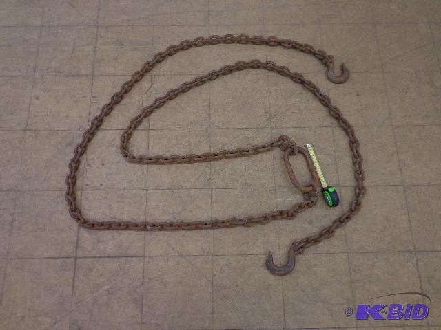 lot 94 image: Large Chain   Very Large Chain  2 Chain Hooks...