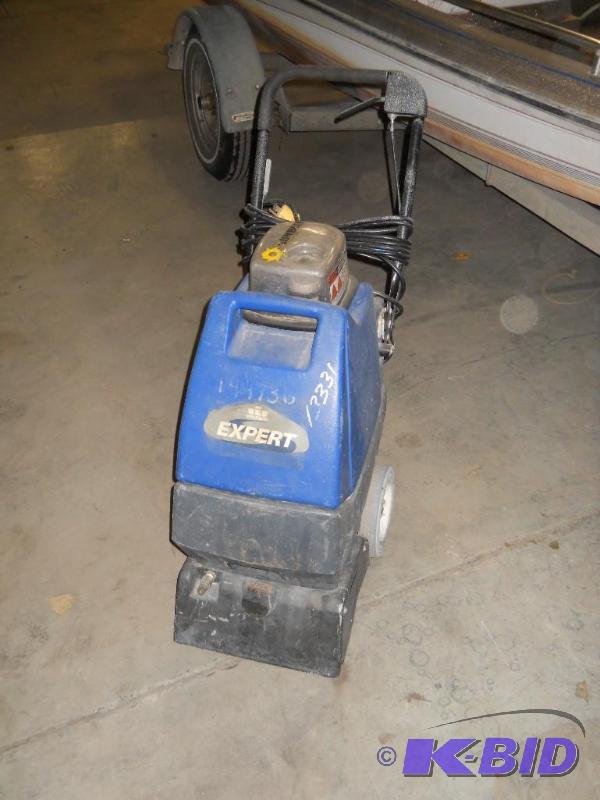 Windsor Expert Commercial Carpet Extractor  Cleaner