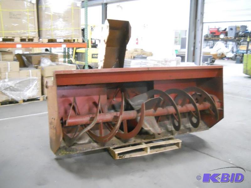lot 7 image: Heavy Duty 3Pt. Snowblower With Hydraulic Chute. NO RESERVE
