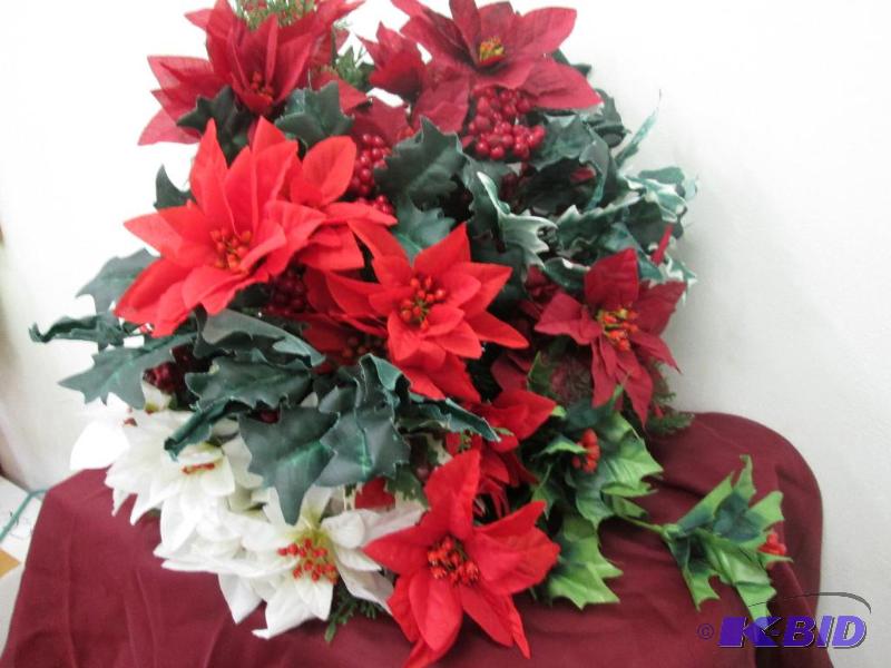 Red, White and burgandy flowers with berris a...