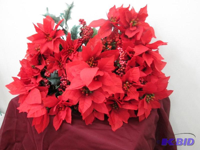 Red flowers with berries and leaves. Qty 15...