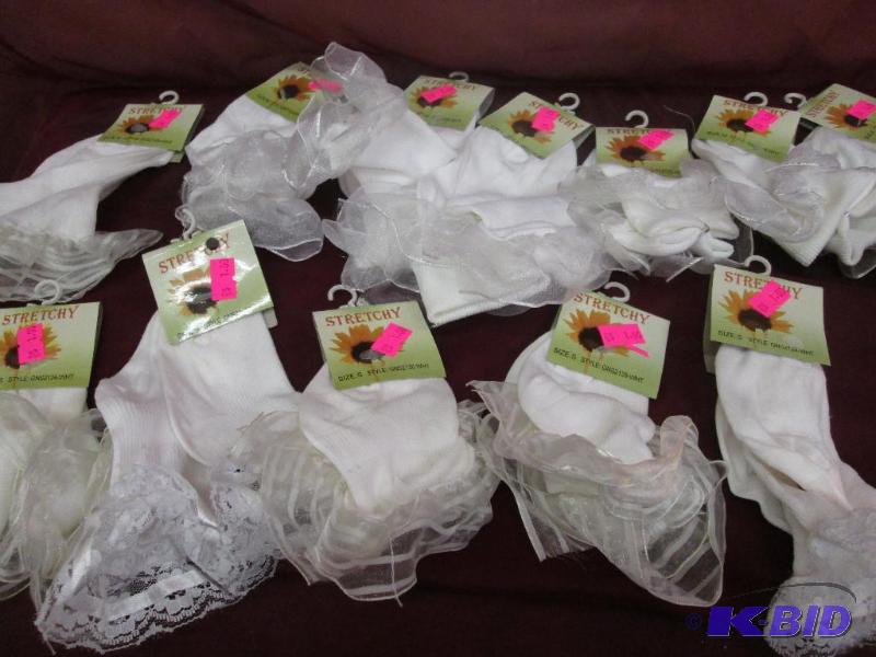 12 pair girl ruffled white ankle socks size s...
