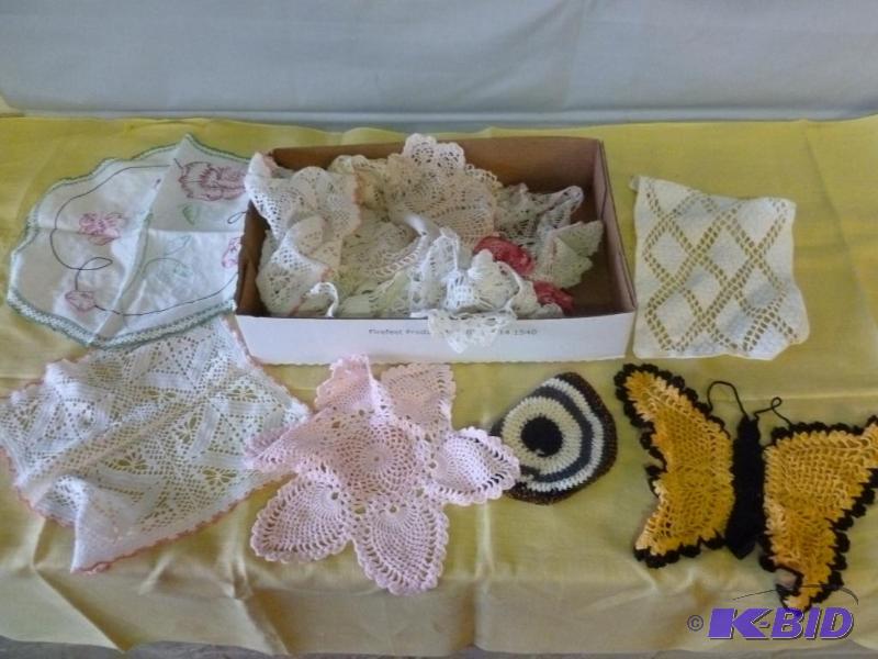 lot 140 image: Large lot of nice doilies and fancy works.&nb...