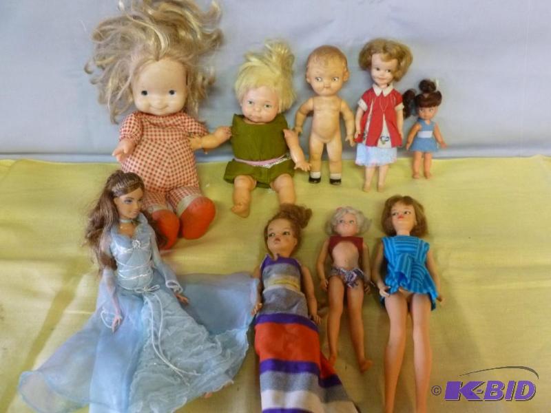 lot 158 image: Large lot of vintage dolls that includes seve...