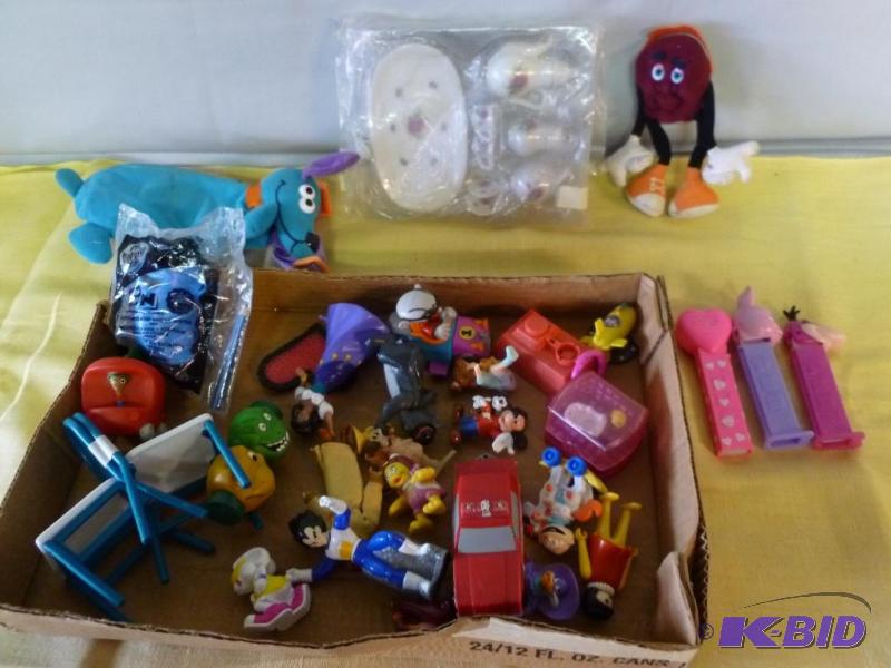 lot 166 image: Large lot of collectible toys that includes P...