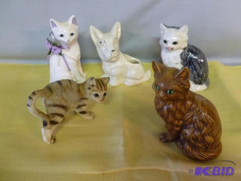 lot 194 image: This lot consists of four cats and a dog porc...