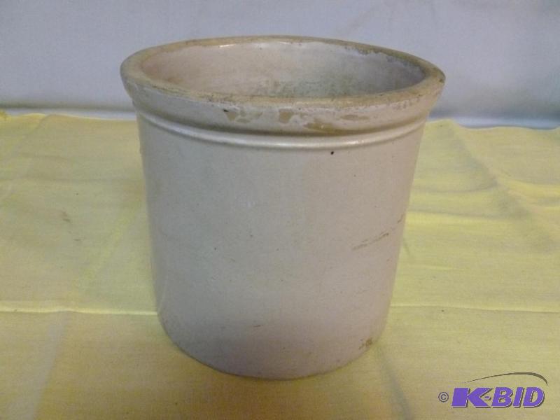lot 219 image: Nice one gallon crock that measures 8 14&quo...