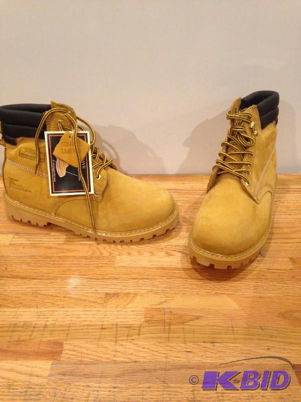 Falcon Mountain - Boots