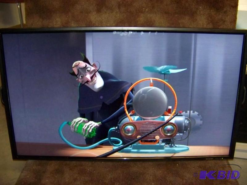 Sharp, 52, Liquid Crystal Display (LCD) MonitorDisplay with Remote Control