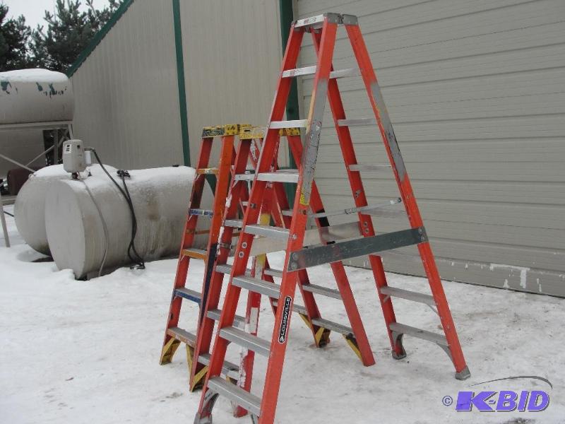 Industrial Fiberglass Ladders 1 - 8ft 2 - 6ft...
