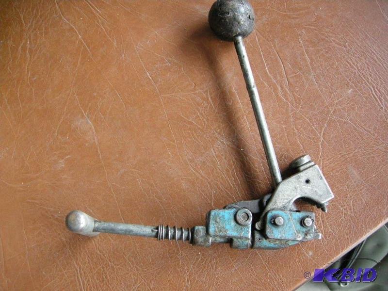 Punch tool