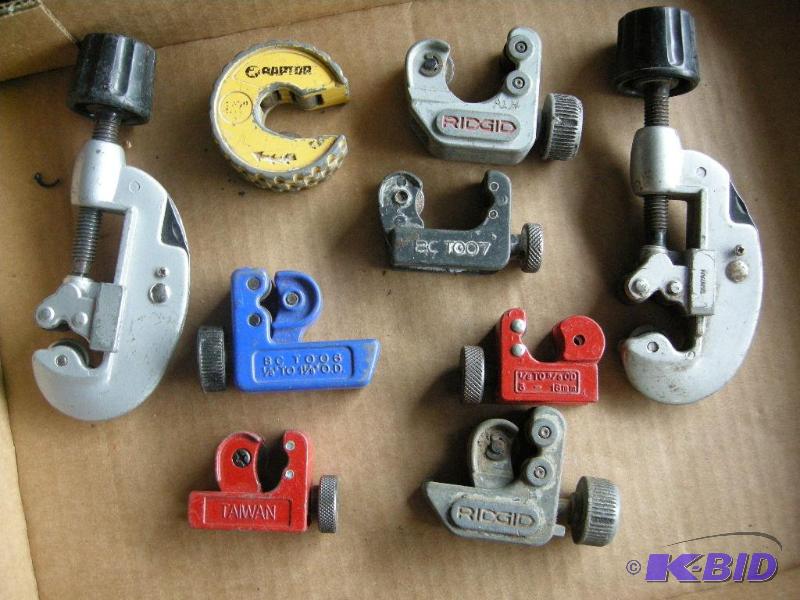 Pipe cutters
