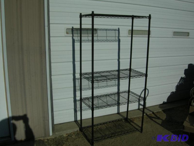 Heavy wire rackingshelf