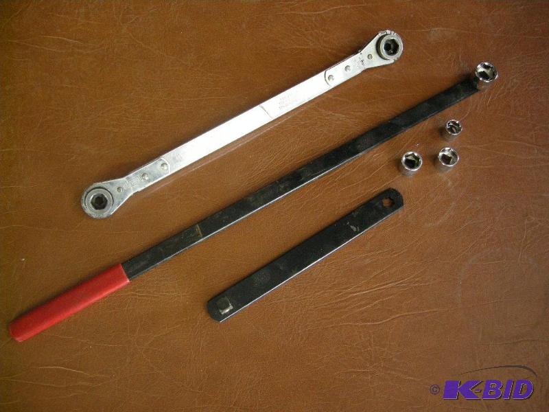 Serpentine wrenches