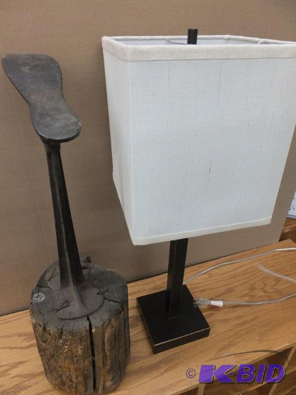 Floor Lamp & Room Accent