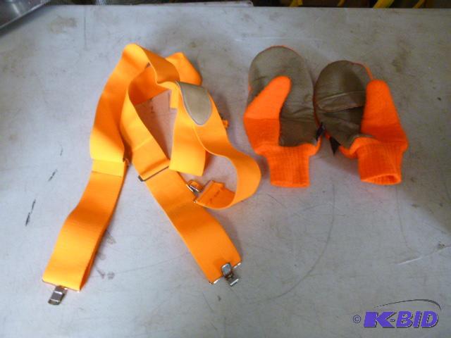 lot 100 image: Hunting Mittens and XL Suspenders...