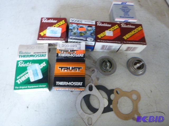 lot 105 image: 7 Automotive Thermostats ...