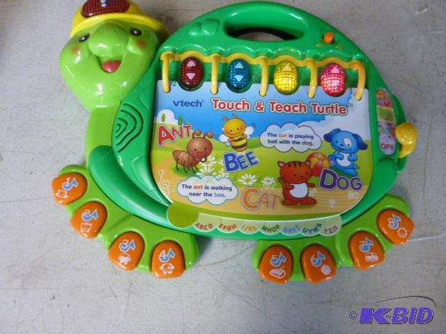 lot 114 image: VTech&nbspTouch and Teach Turtle Works and i...