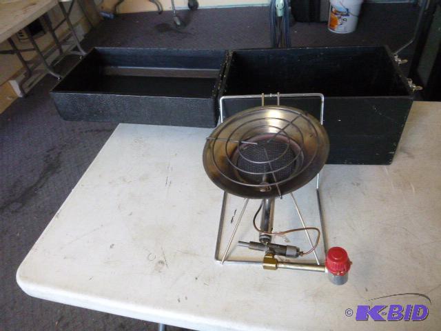 lot 16 image: Sunflower Heater with Case...