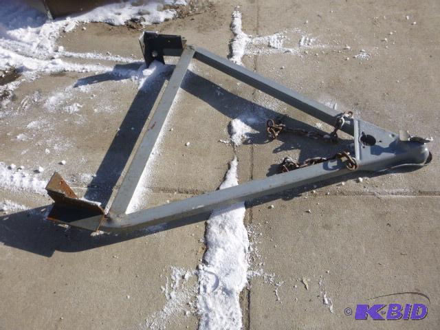lot 22 image: Car Tow Bar 2" ball....