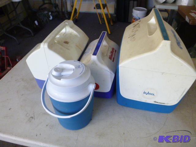 lot 47 image: Three Coolers and a Water Jug...