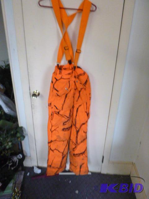 lot 65 image: Mount N Prairie Hunting Pants Size XL...