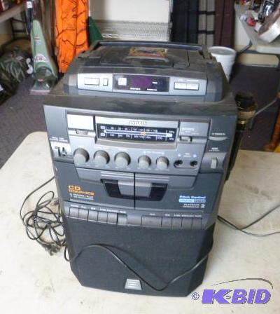 lot 71 image: Enturer Karaoke&nbspPlayer With microphone....