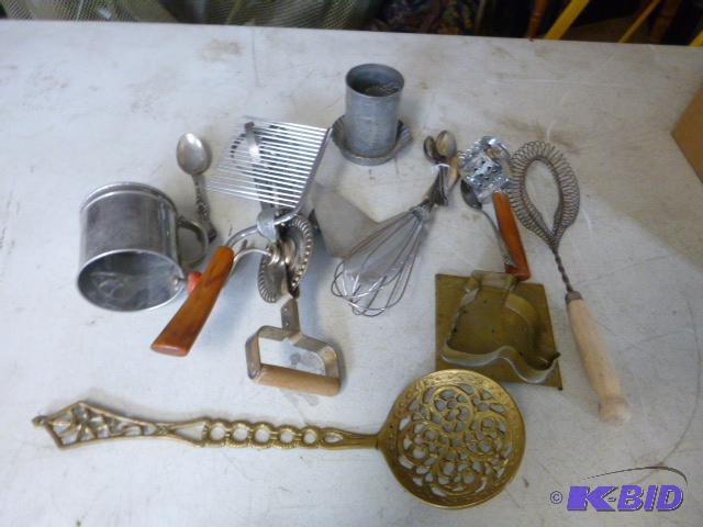 lot 96 image: Miscellaneous Old Kitchen Items...