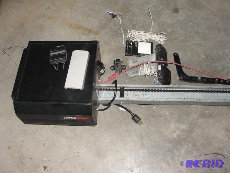 lot 8 image: Pro - Max Door Opener  for 9 Door