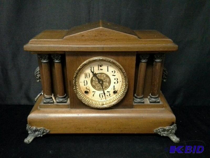 lot 103 image: Vintage sessions wood and metal mantel clock