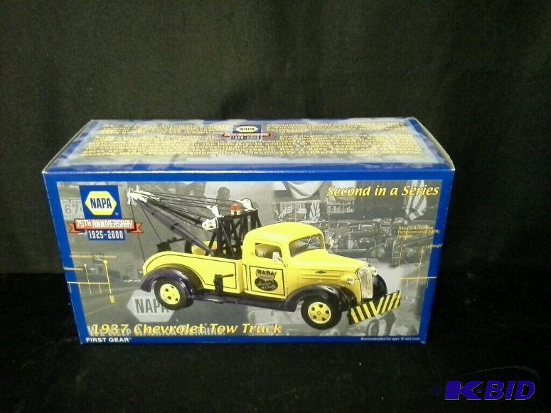 lot 27 image: NAPA 75th Anniversary 1937 Cheverolet Tow Truck