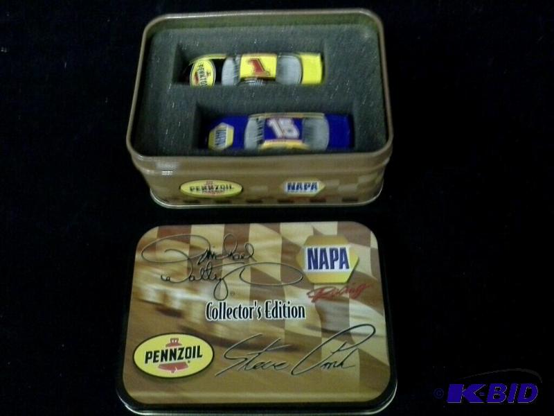 lot 36 image: NAPAPENNZOIL Collector Edition Michael Waltrip # and Steve Park