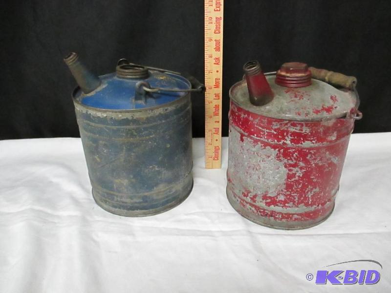 lot 44 image: Vintage OilKerosene cans
